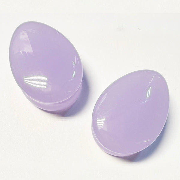 Lavender Glass Teardrop Plugs Stretched Lobes 0 gauge (8mm) Lavender